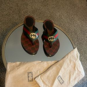 Gucci sandals size 37
